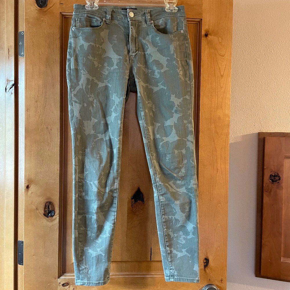 DKNY jeans